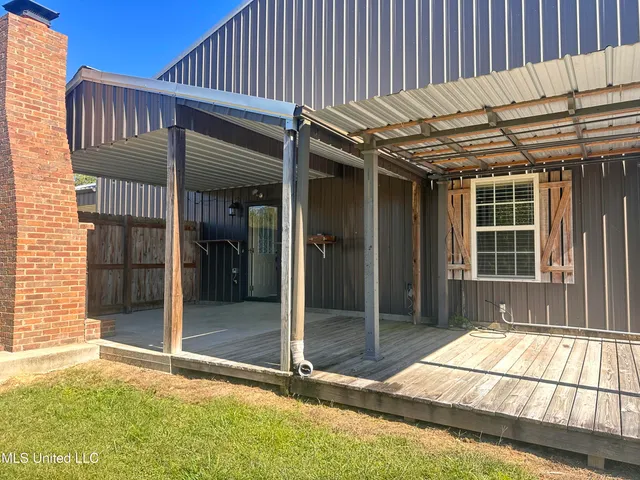 $258,000 | 2410 Pope Water Valley Road, Pope, MS 38658