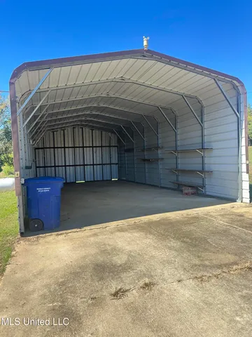 $258,000 | 2410 Pope Water Valley Road, Pope, MS 38658