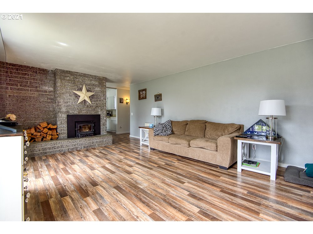 1135 North Lake Road Lakeside, OR 97449 - Photo 26 of 28 Gallery Image 26