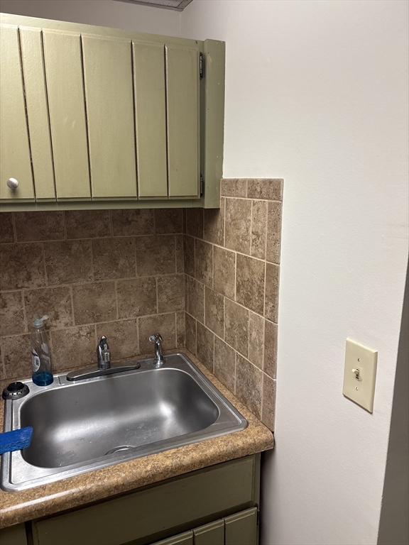 12 Ayer Road, Unit 3 Shirley, MA 01464 - Photo 13 of 15 Gallery Image 13