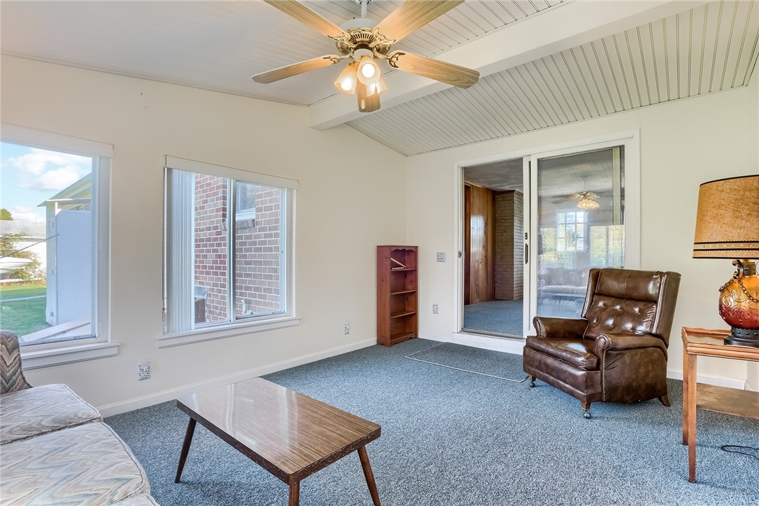 25 Cornell Road Narragansett, RI 02882 - Photo 20 of 27