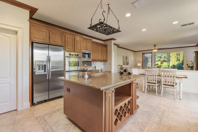 $1,289,888 | 310 VÃa Vaquero Norte, San Juan Bautista, CA 95045