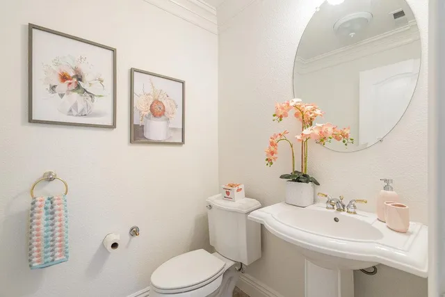 $1,289,888 | 310 VÃa Vaquero Norte, San Juan Bautista, CA 95045