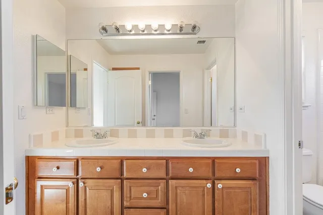 $1,289,888 | 310 VÃa Vaquero Norte, San Juan Bautista, CA 95045