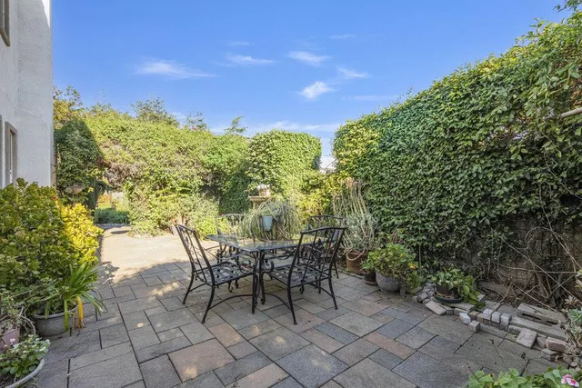 $1,289,888 | 310 VÃa Vaquero Norte, San Juan Bautista, CA 95045