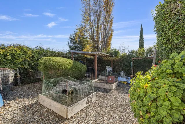 $1,289,888 | 310 VÃa Vaquero Norte, San Juan Bautista, CA 95045