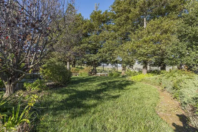 $1,289,888 | 310 VÃa Vaquero Norte, San Juan Bautista, CA 95045