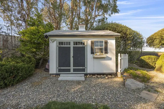 $1,289,888 | 310 VÃa Vaquero Norte, San Juan Bautista, CA 95045