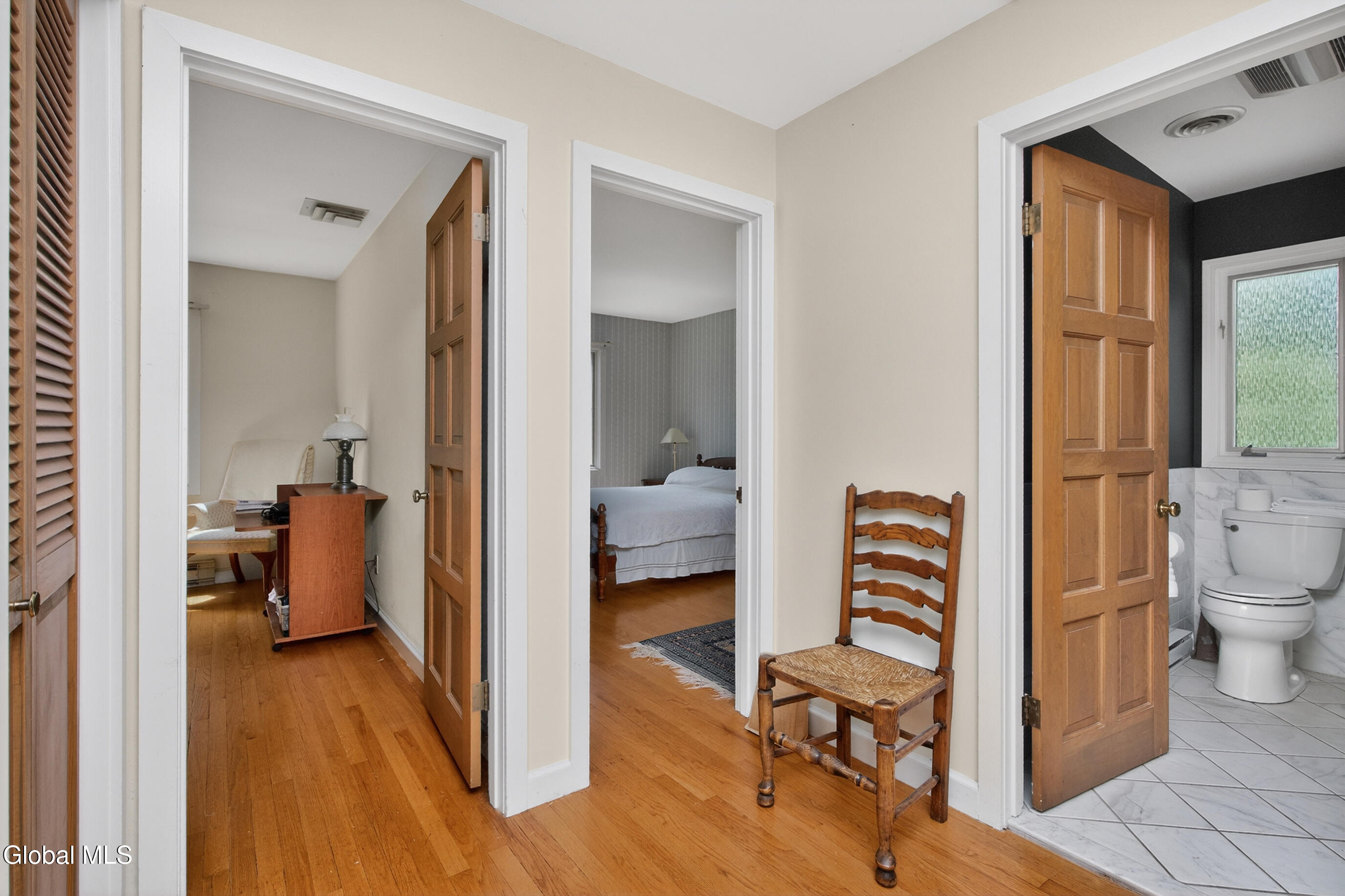 1283 Hawthorn Road Niskayuna, NY 12309 - Photo 29 of 63 090-1283-Hawthorn-Road-Niskayuna-NY-1230