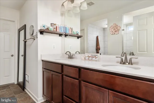 $549,900 | 141 Westchester Drive, Stephens City, VA 22655