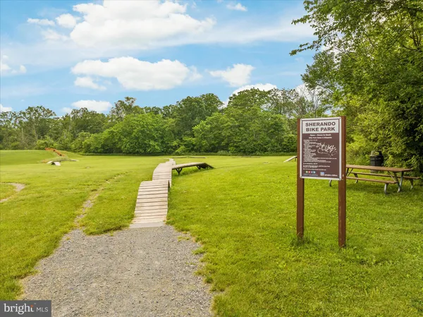 $549,900 | 141 Westchester Drive, Stephens City, VA 22655