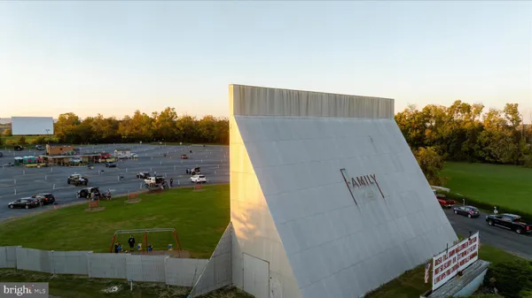 $549,900 | 141 Westchester Drive, Stephens City, VA 22655