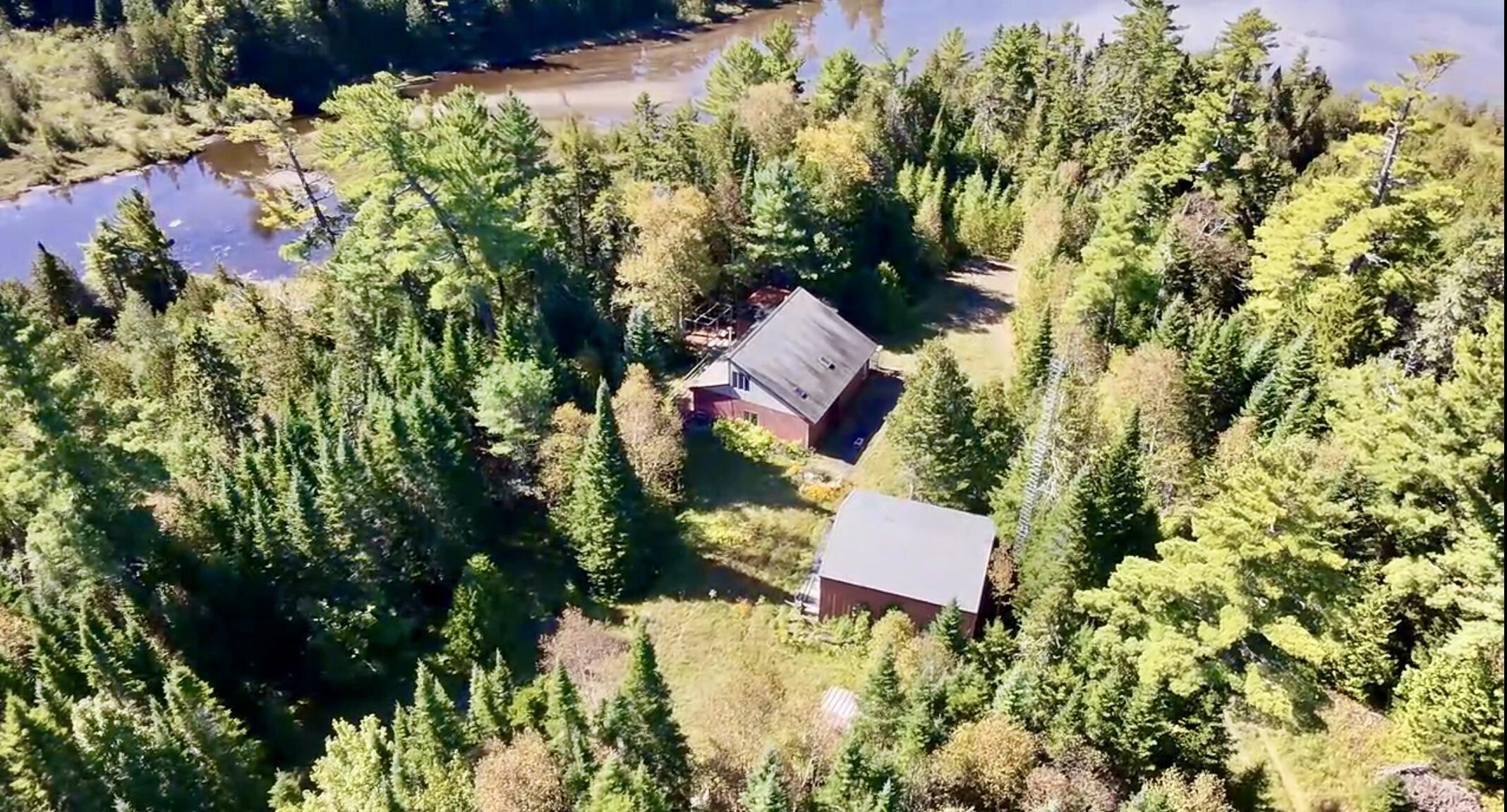 F9DCA846-631D-47B7-BA18-D6C3AED72299_1_2