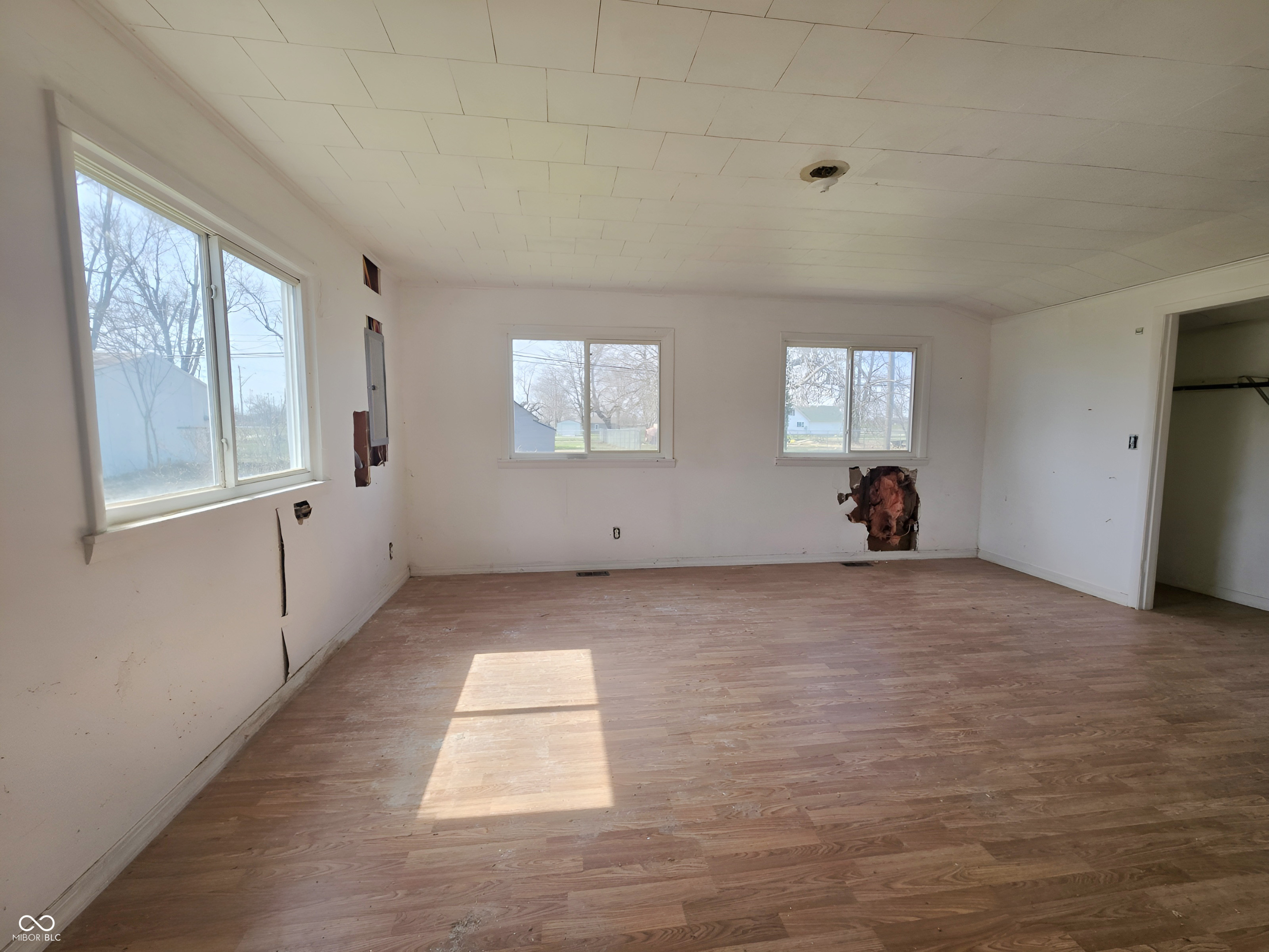 210 North Lessie Street Worthington, IN 47471 - Photo 10 of 13