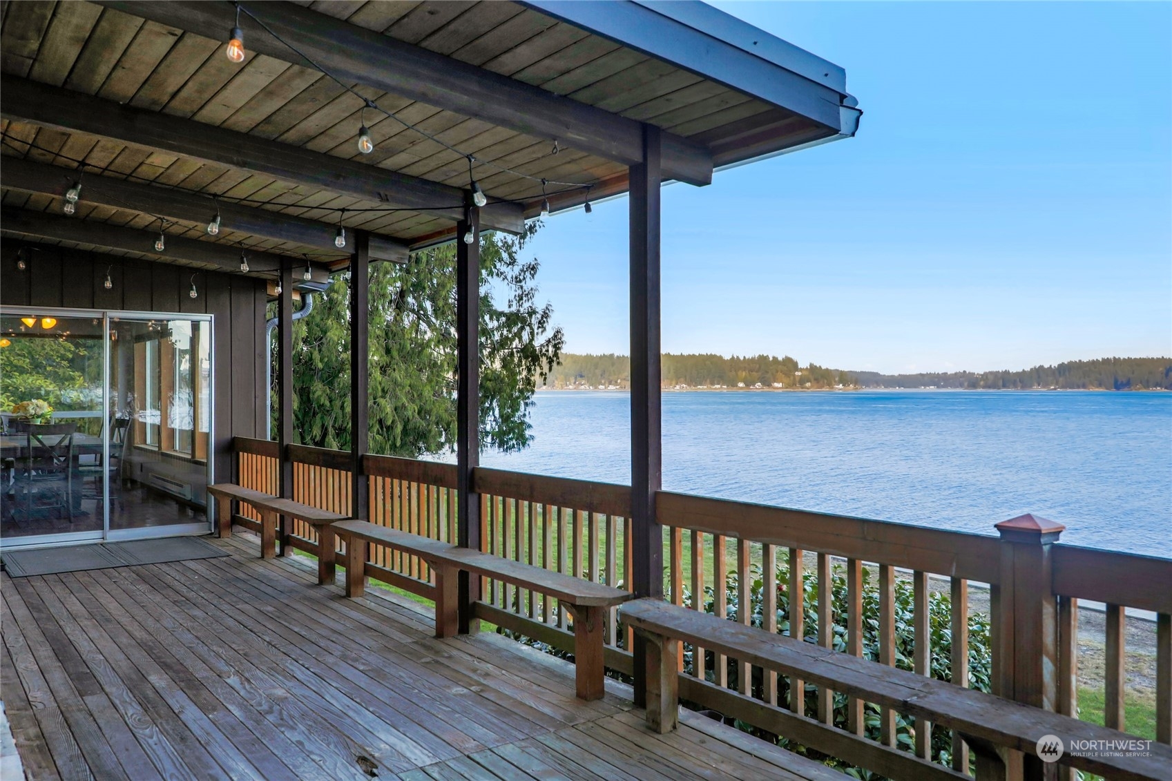2502 Northeast Enetai Beach Road Bremerton, WA 98310 - Photo 18 of 30 Gallery Image 18