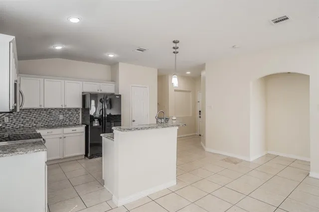 $1,800 | 8932 Sunny Hollow Drive, Fort Worth, TX 76179