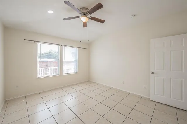 $1,800 | 8932 Sunny Hollow Drive, Fort Worth, TX 76179