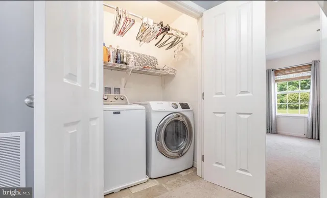 $2,400 | 358 Weatherstone Drive, Unit 46, New Cumberland, PA 17070