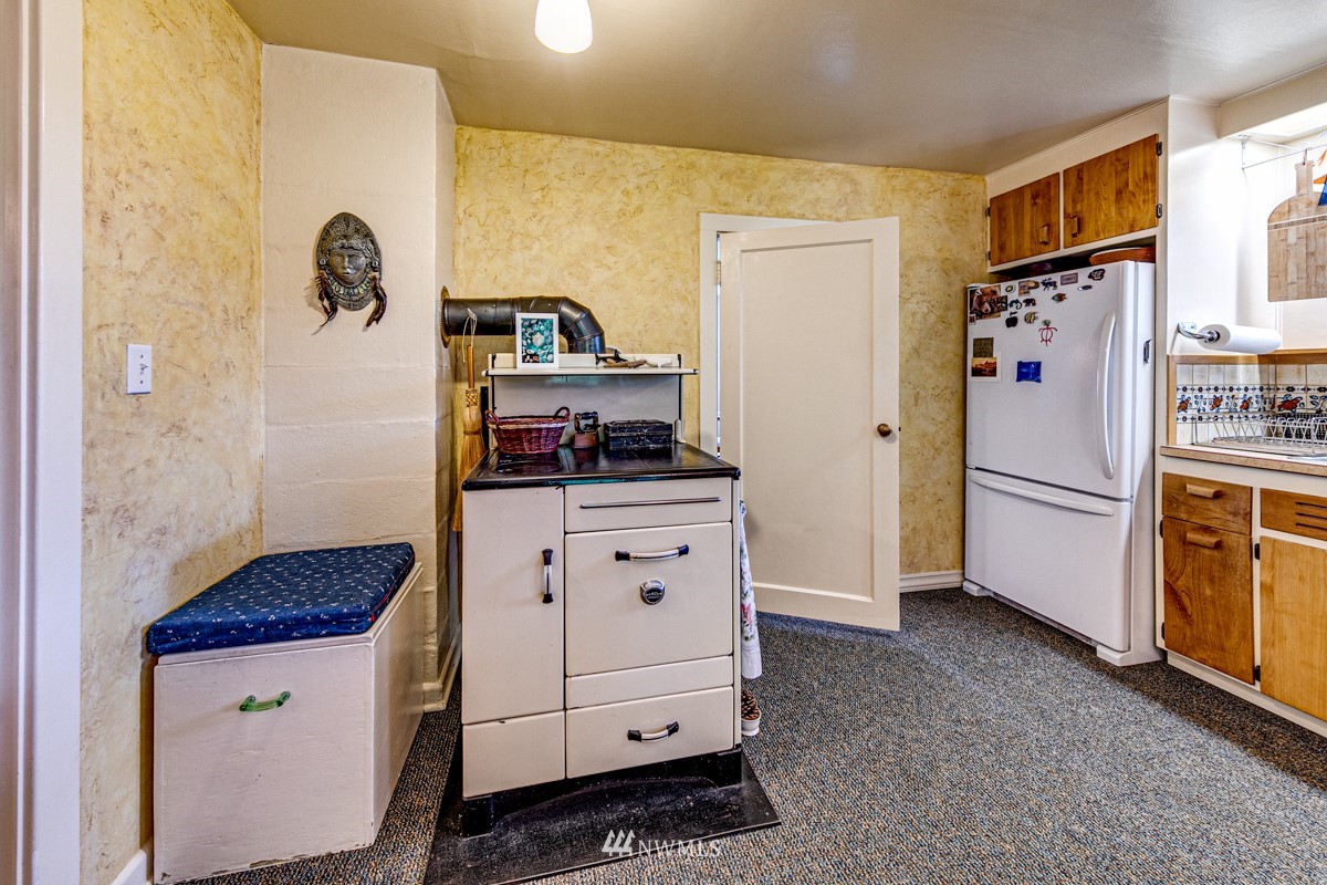 3822 South Mt Angeles Road Port Angeles, WA 98362 - Photo 13 of 40 Gallery Image 13