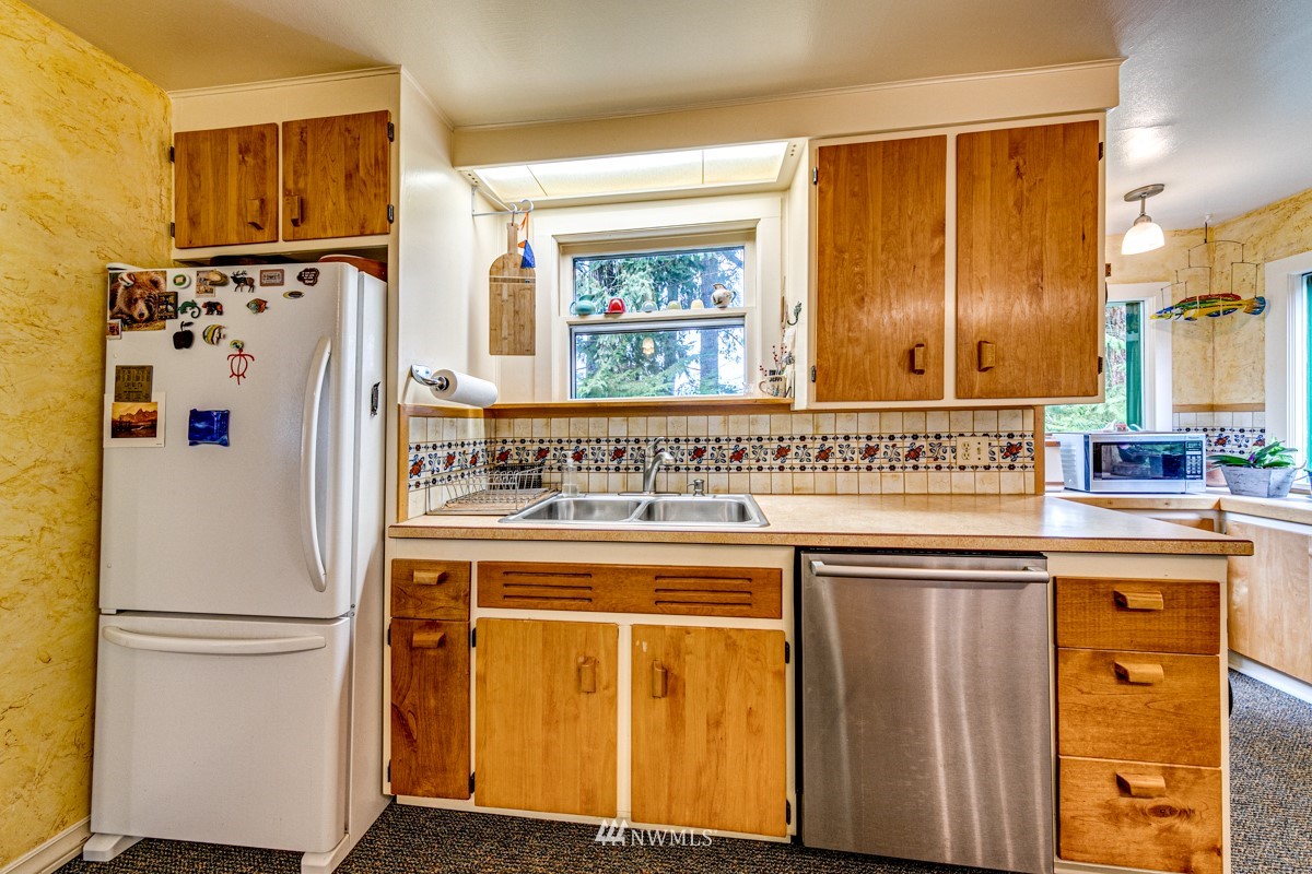 3822 South Mt Angeles Road Port Angeles, WA 98362 - Photo 8 of 40 Gallery Image 8