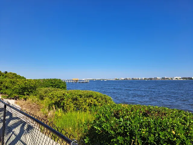 $2,500 | 1502 South Lakeside Drive, Unit 208, Lake Worth Beach, FL 33460