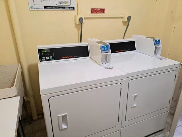 $2,500 | 1502 South Lakeside Drive, Unit 208, Lake Worth Beach, FL 33460