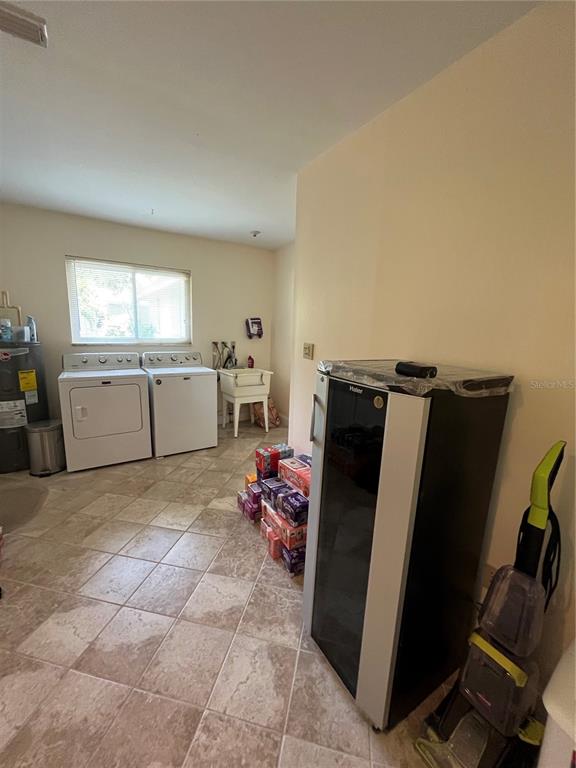 3337 Springmill Circle Sarasota, FL 34239 - Photo 25 of 51