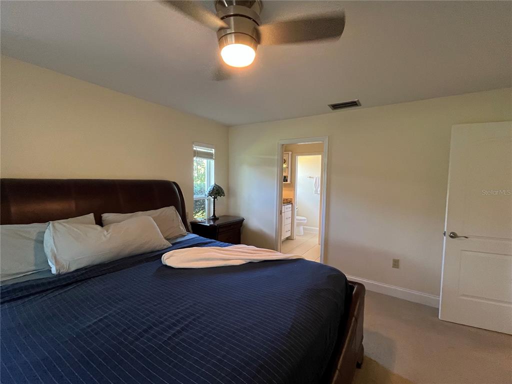 3337 Springmill Circle Sarasota, FL 34239 - Photo 28 of 51