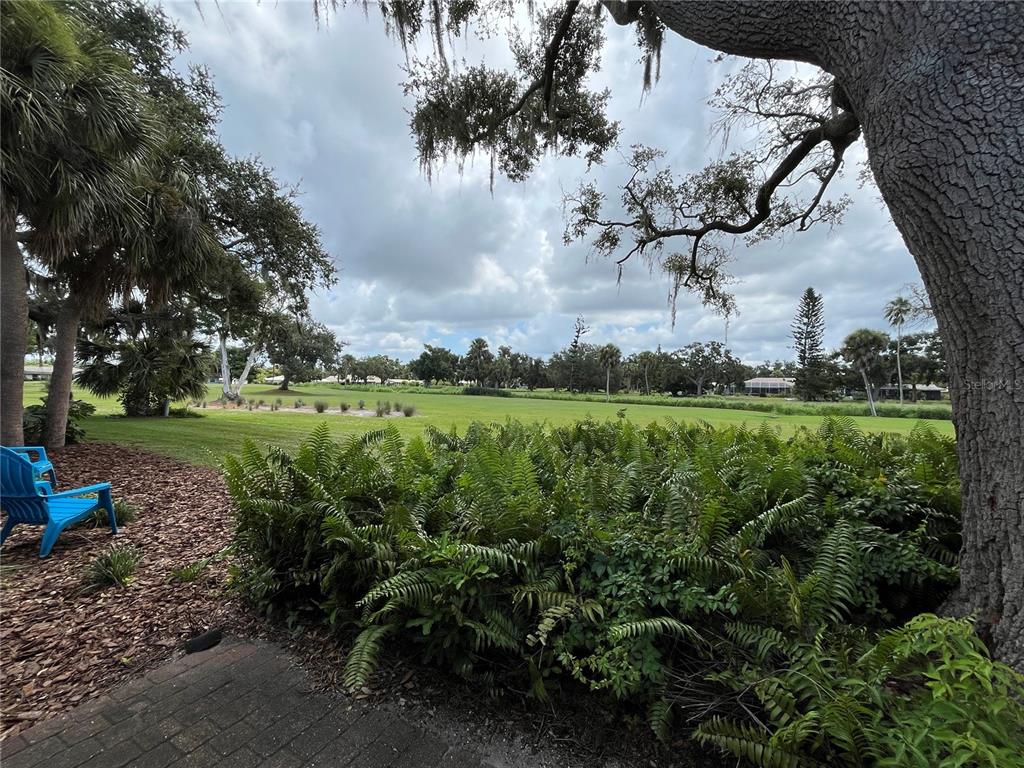 3337 Springmill Circle Sarasota, FL 34239 - Photo 32 of 51