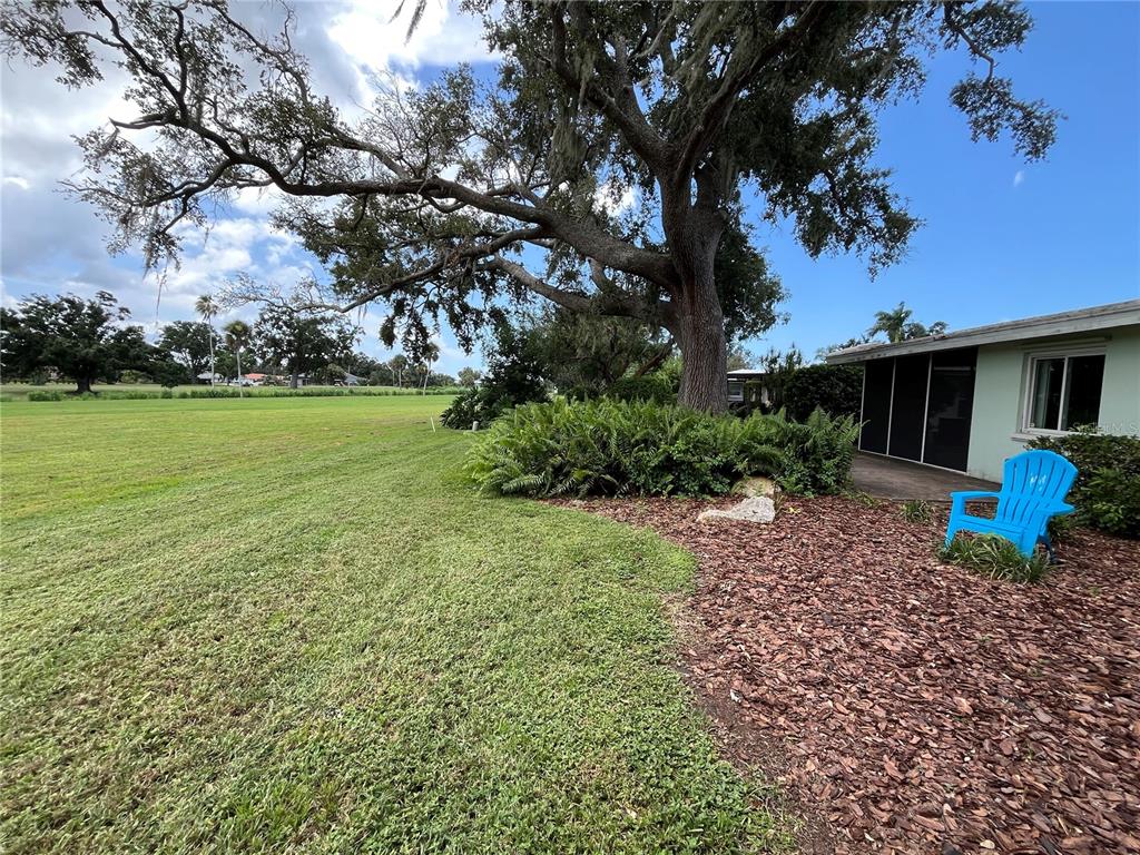 3337 Springmill Circle Sarasota, FL 34239 - Photo 42 of 51