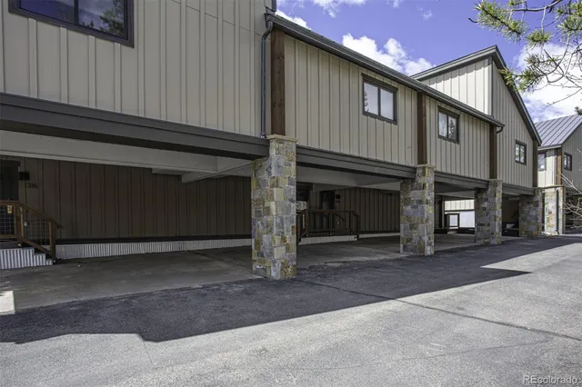 an empty room with entrance and door
