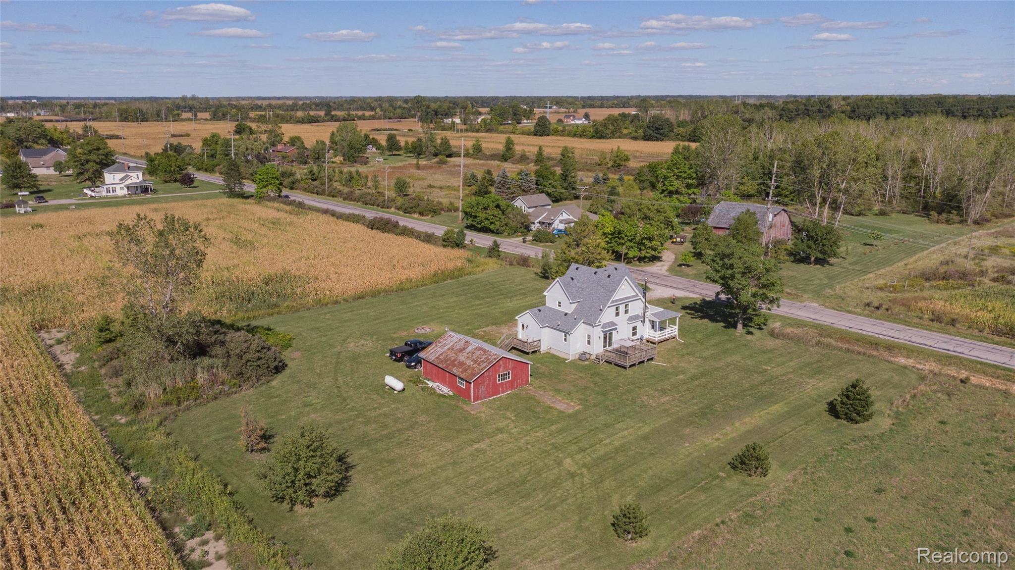 1173 Dundee Azalia Road Dundee, MI 48131 - Photo 60 of 68 00__59.jpg