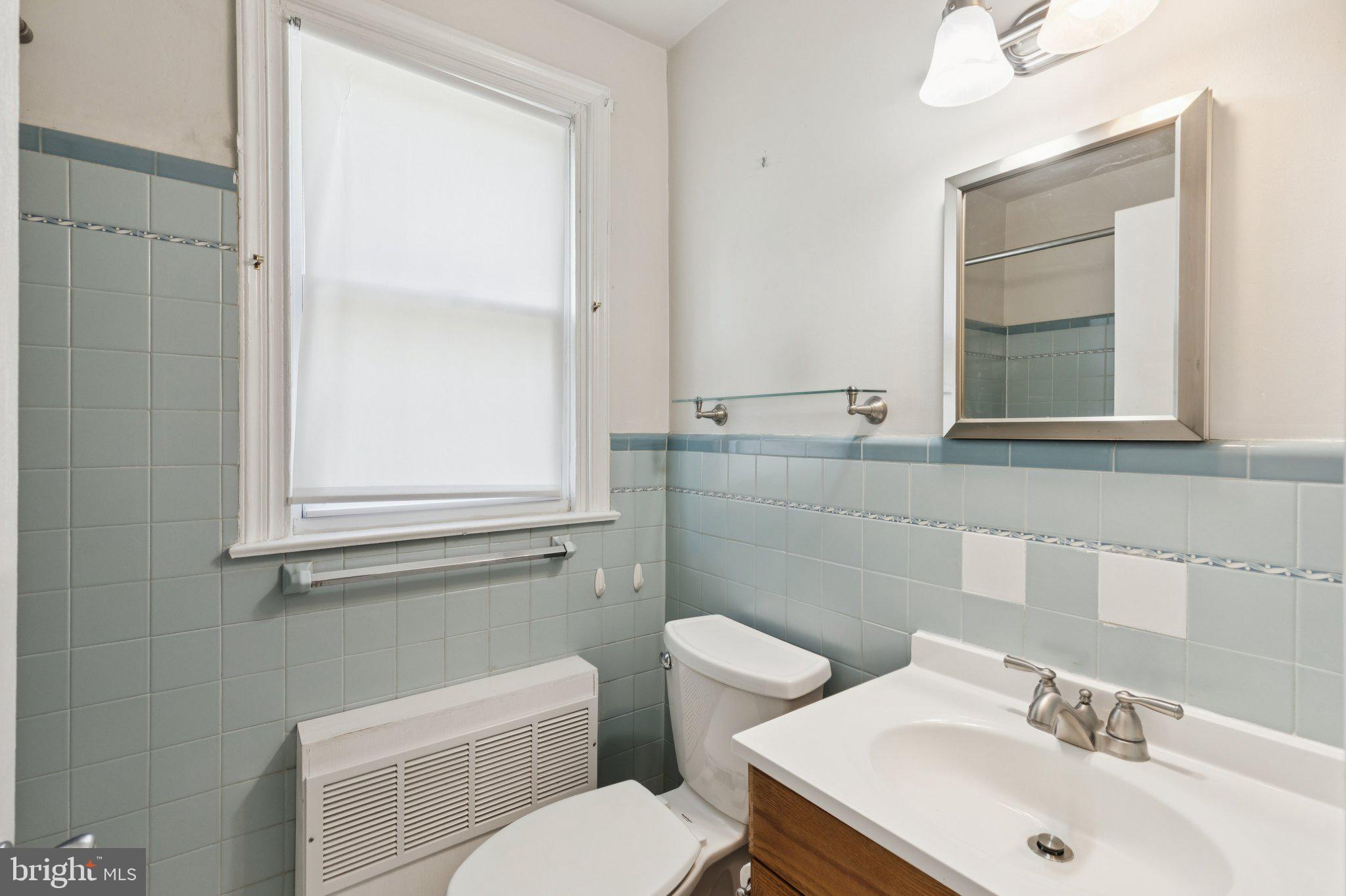 6622 Ardleigh Street Philadelphia, PA 19119 - Photo 18 of 21 Charming bathroom with vintage tiles.