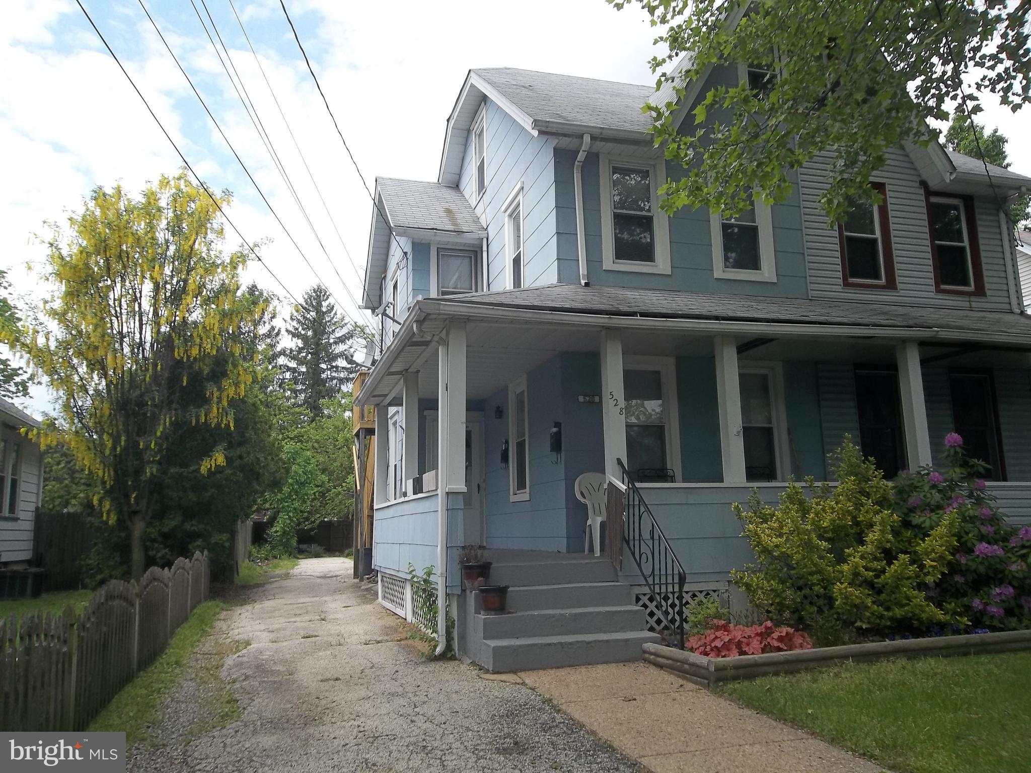 528 Burlington Avenue Delanco, NJ 08075 - Photo 2 of 26