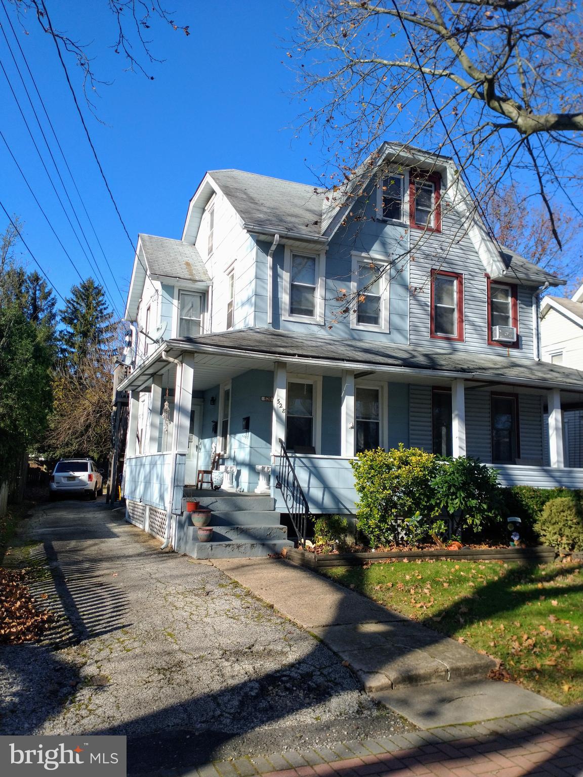 528 Burlington Avenue Delanco, NJ 08075 - Photo 3 of 26