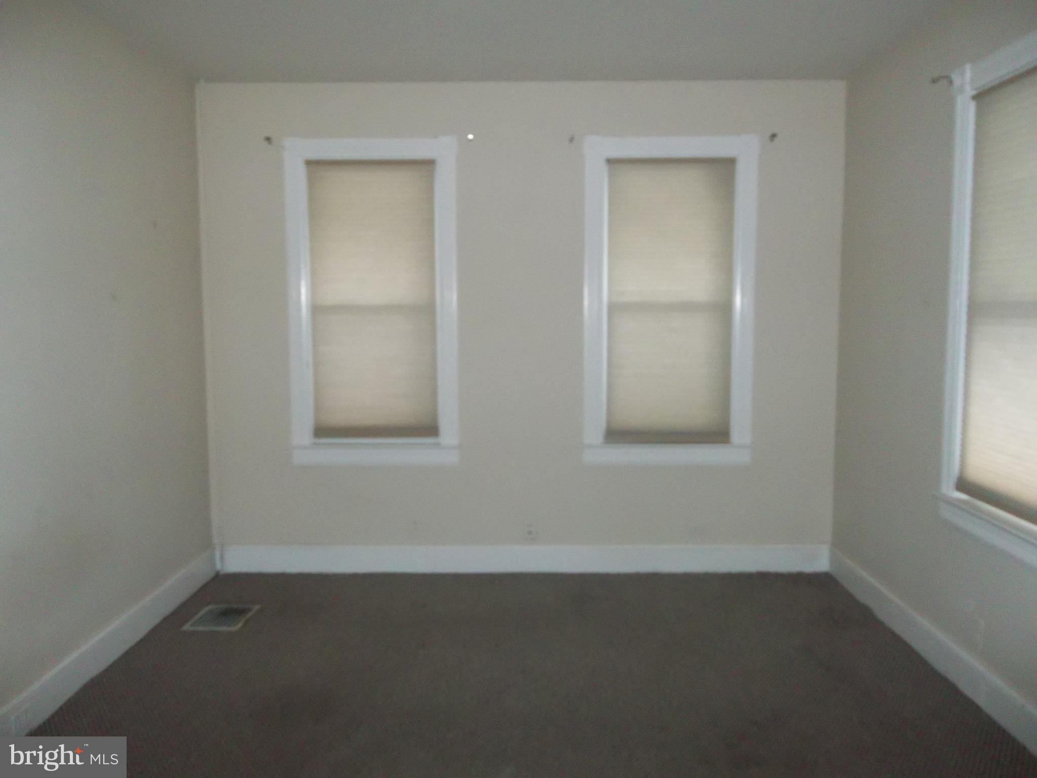528 Burlington Avenue Delanco, NJ 08075 - Photo 6 of 26