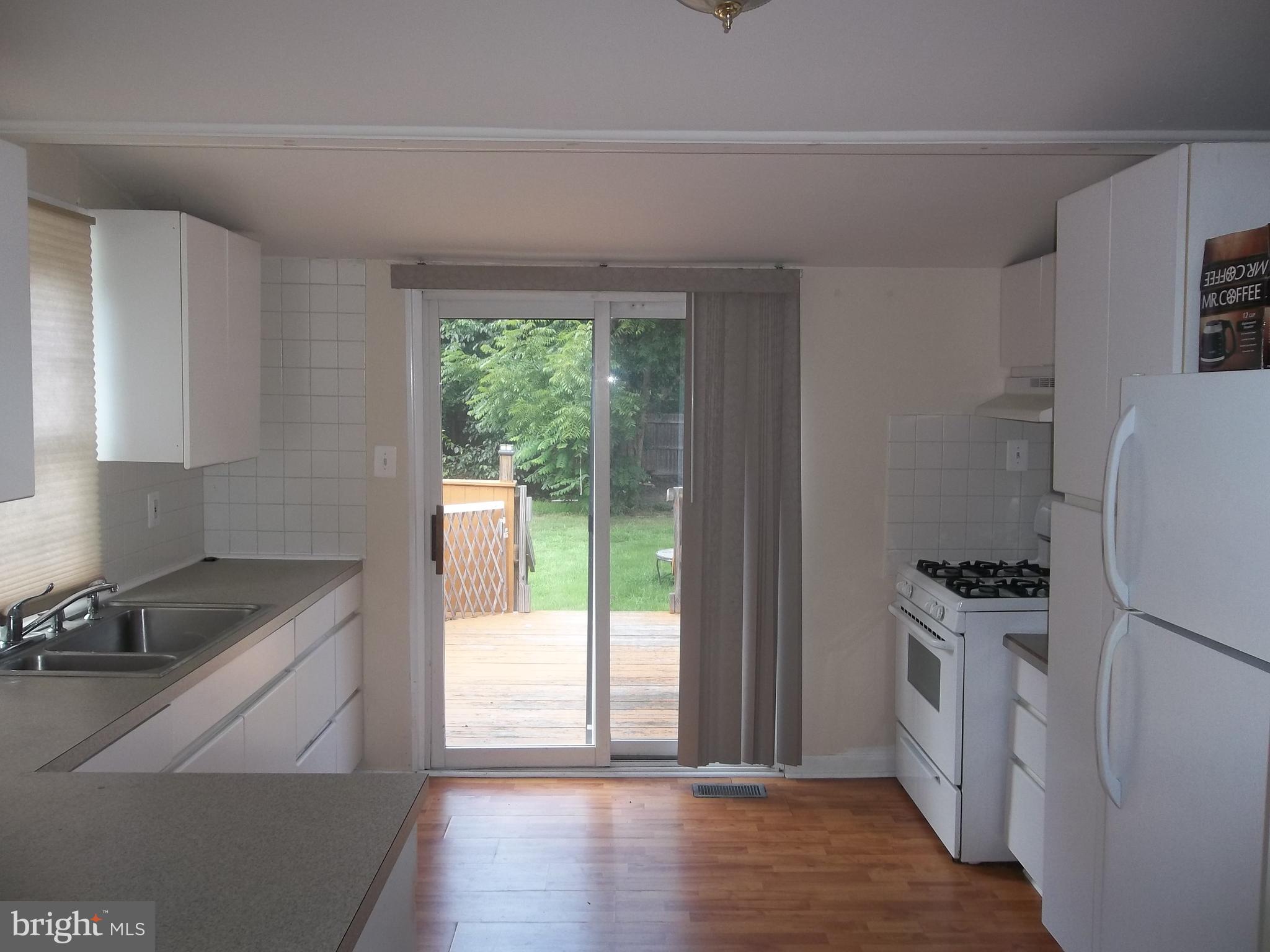 528 Burlington Avenue Delanco, NJ 08075 - Photo 7 of 26