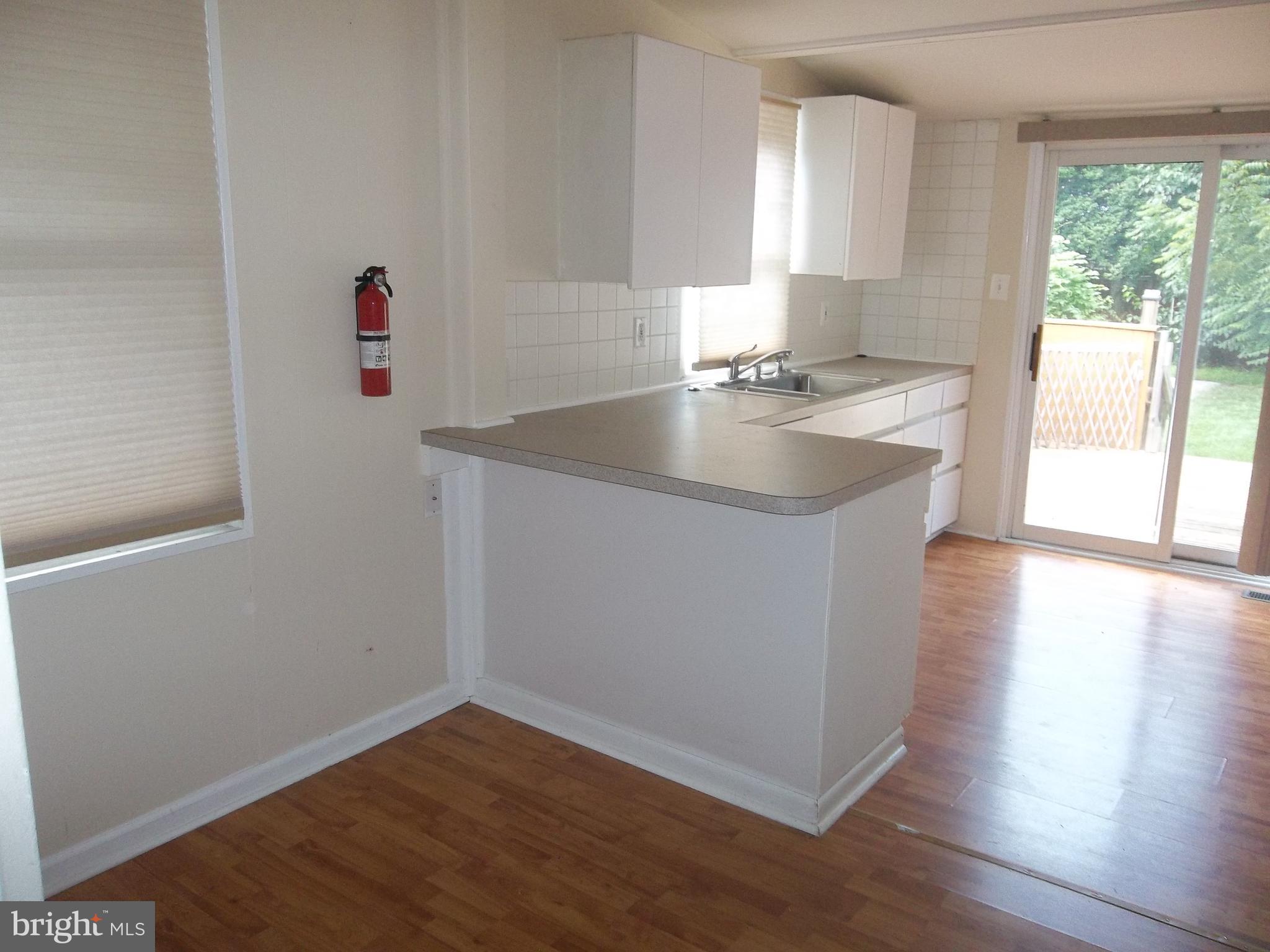528 Burlington Avenue Delanco, NJ 08075 - Photo 10 of 26