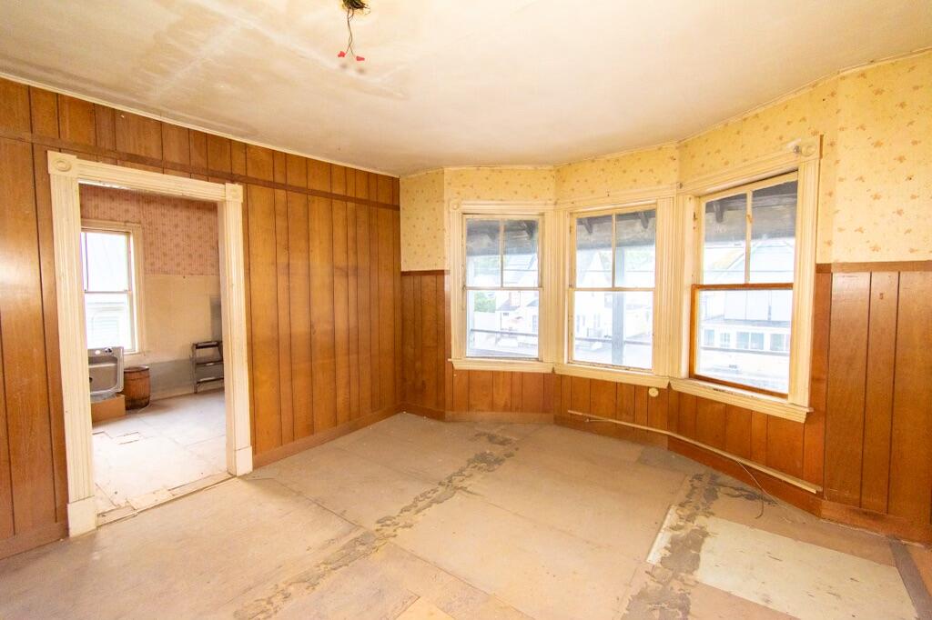 52 Central Street Millinocket, ME 04462 - Photo 3 of 31 PWM_1279