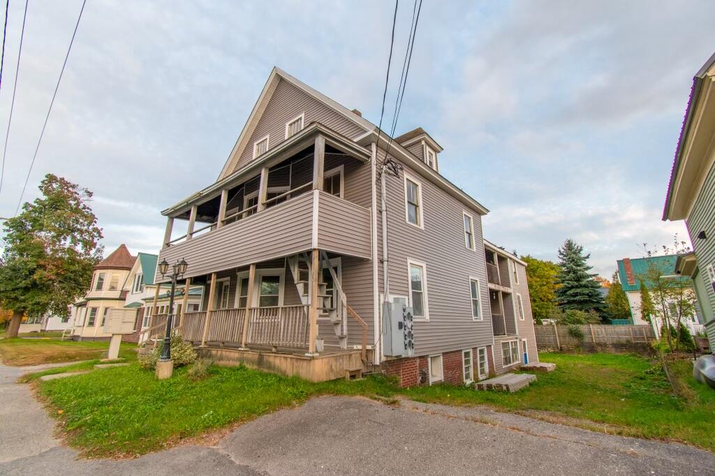 52 Central Street Millinocket, ME 04462 - Photo 6 of 31 PWM_1288
