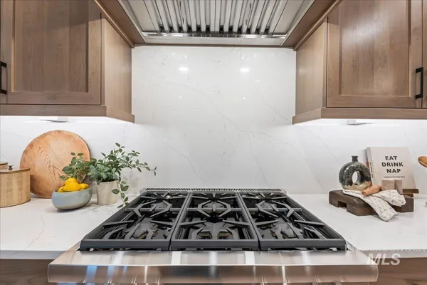 $1,050,000 | 6971 North Cairnhill Way, Eagle, ID 83616