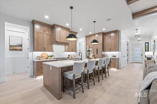 $1,050,000 | 6971 North Cairnhill Way, Eagle, ID 83616