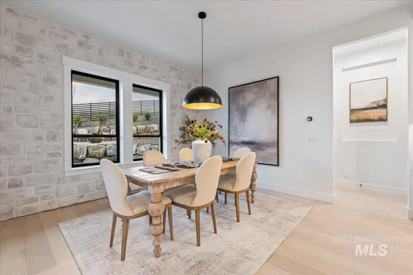 $1,050,000 | 6971 North Cairnhill Way, Eagle, ID 83616