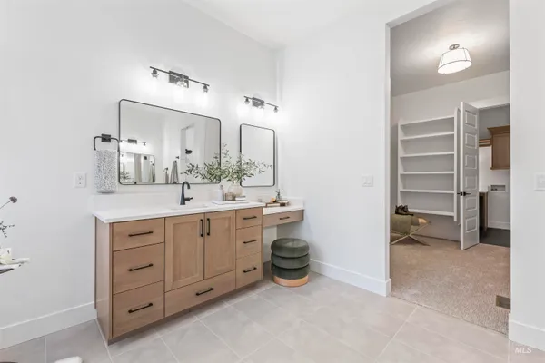 $1,050,000 | 6971 North Cairnhill Way, Eagle, ID 83616