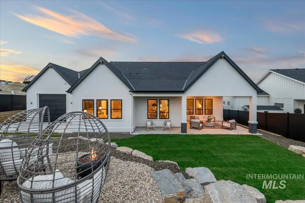 $1,050,000 | 6971 North Cairnhill Way, Eagle, ID 83616