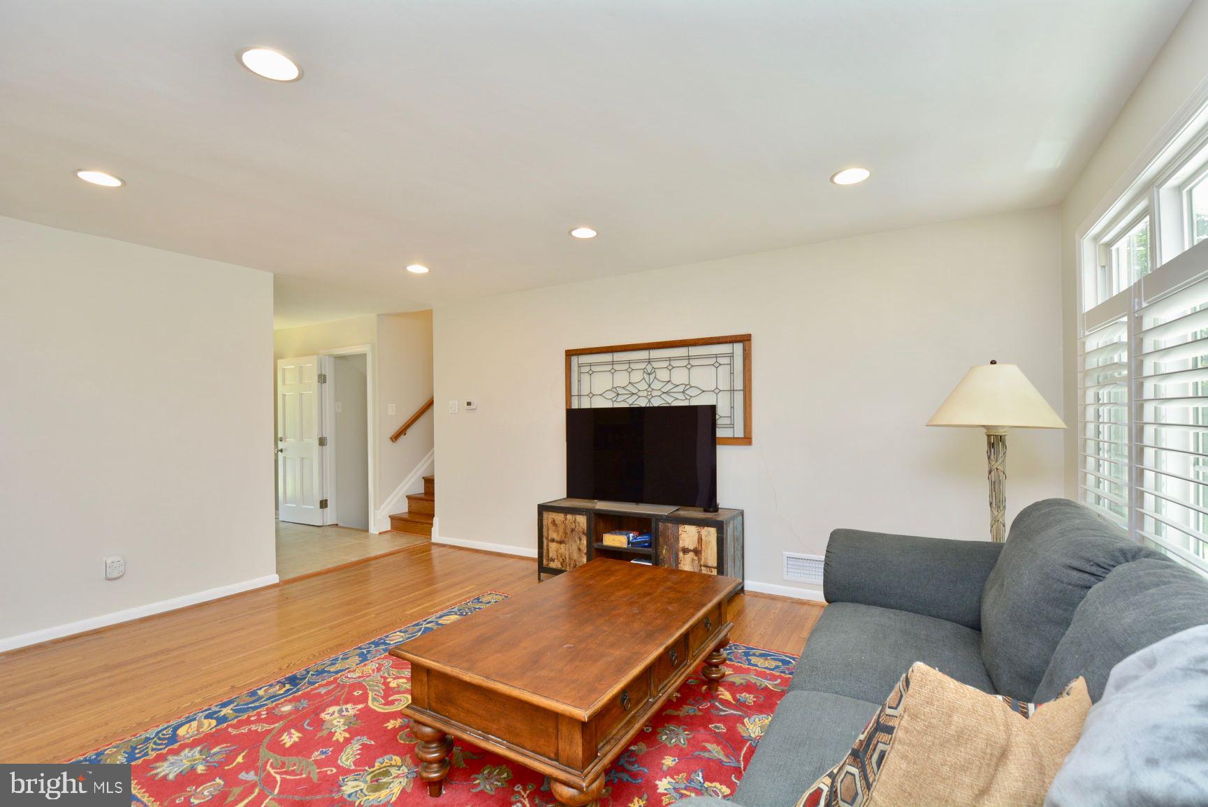 7701 Heming Place Springfield, VA 22151 - Photo 8 of 62 Freshly painted and move in ready.