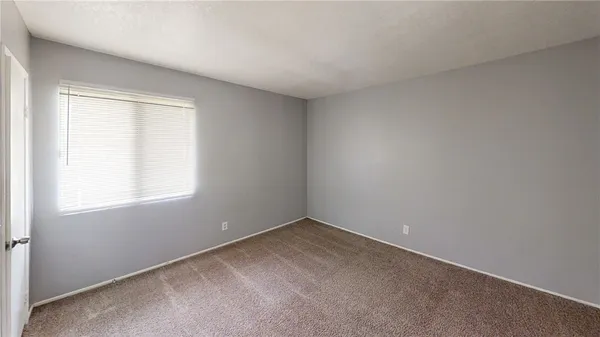 $2,095 | 26200 Redlands Boulevard, Unit 182, Redlands, CA 92373