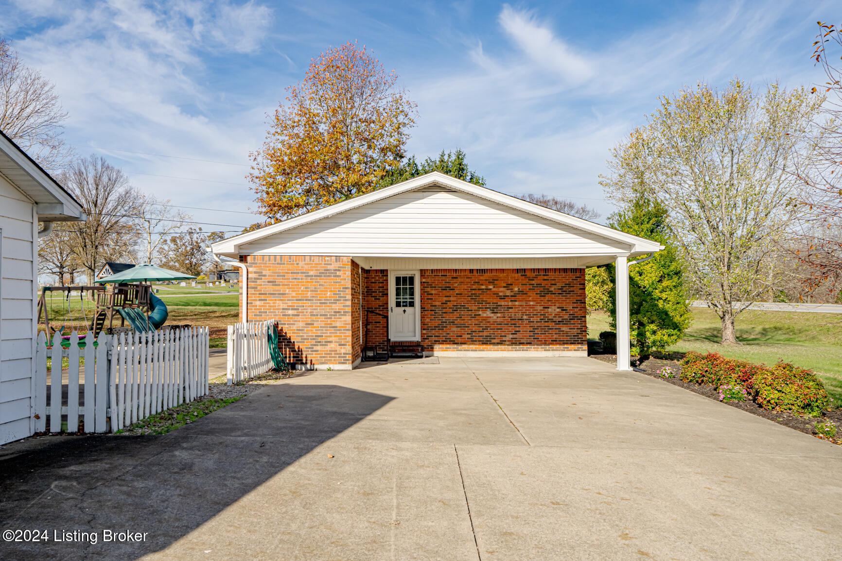 6731 Springfield Road Bardstown, KY 40004 - Photo 17 of 26 18