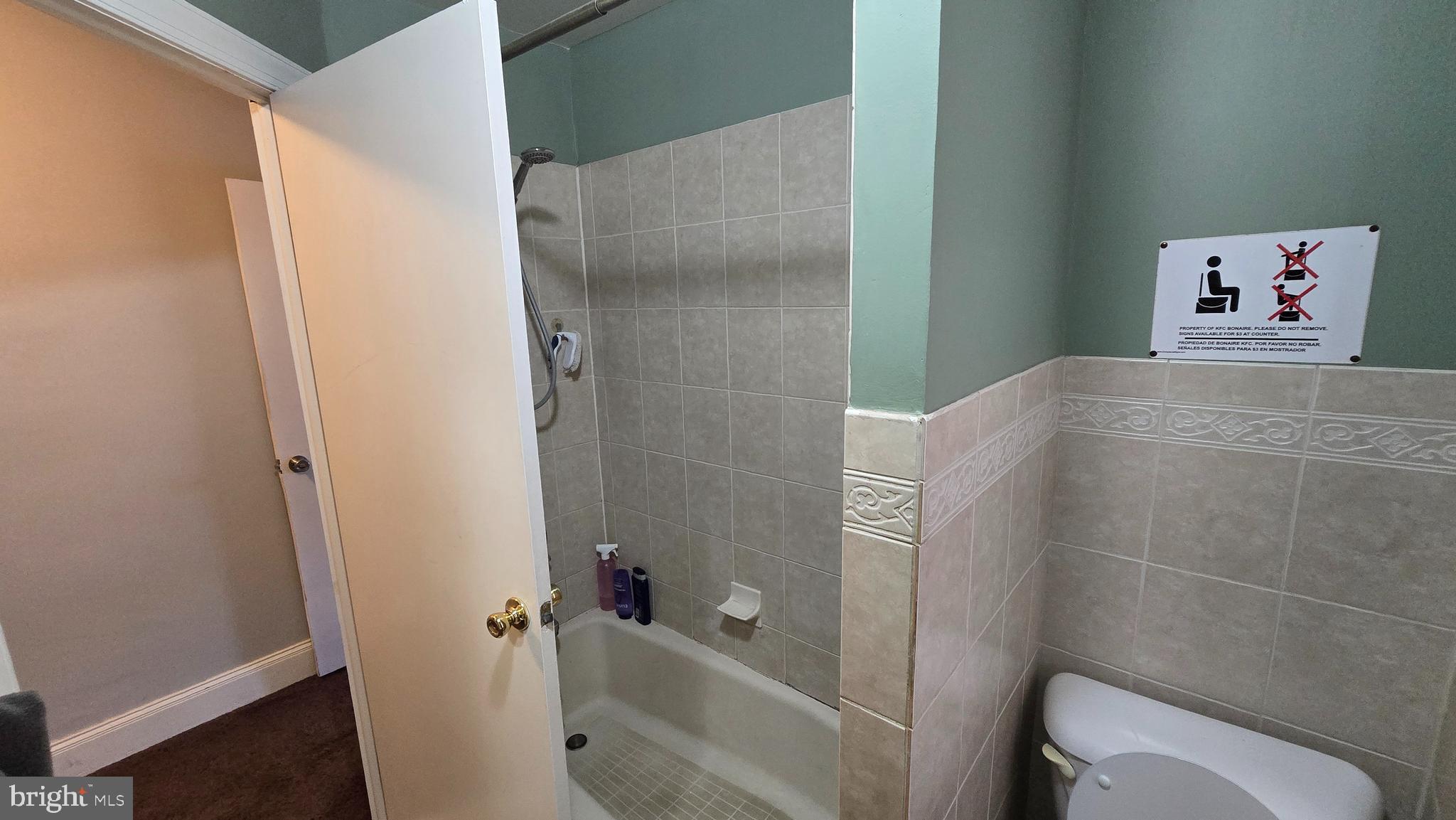 4606 Smick Street Philadelphia, PA 19127 - Photo 18 of 21 a bathroom with a toilet and a shower
