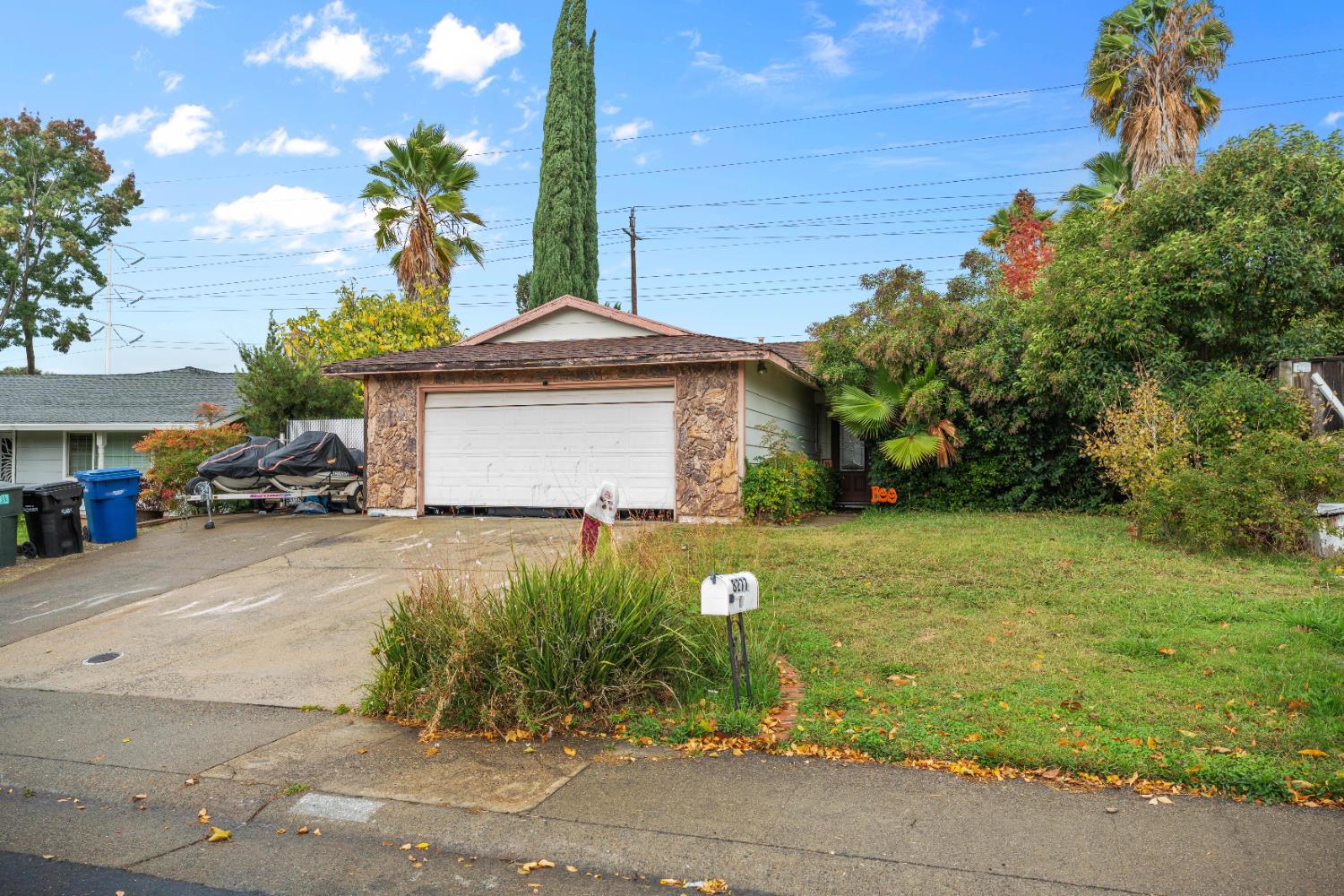 8277 Rhodora Court Orangevale, CA 95662 - Photo 4 of 16